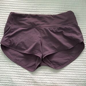 Lululemon Speed Up Shorts, Size 4, 2.5 inch
